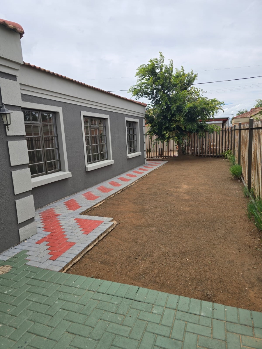 4 Bedroom Property for Sale in Mandela View Free State